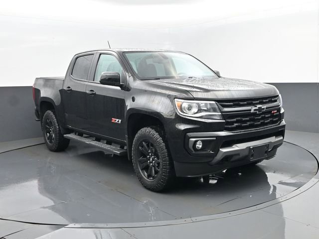 Used 2021 Chevrolet Colorado Z71 w/ Z71 Midnight Edition AWD/4WD image 3