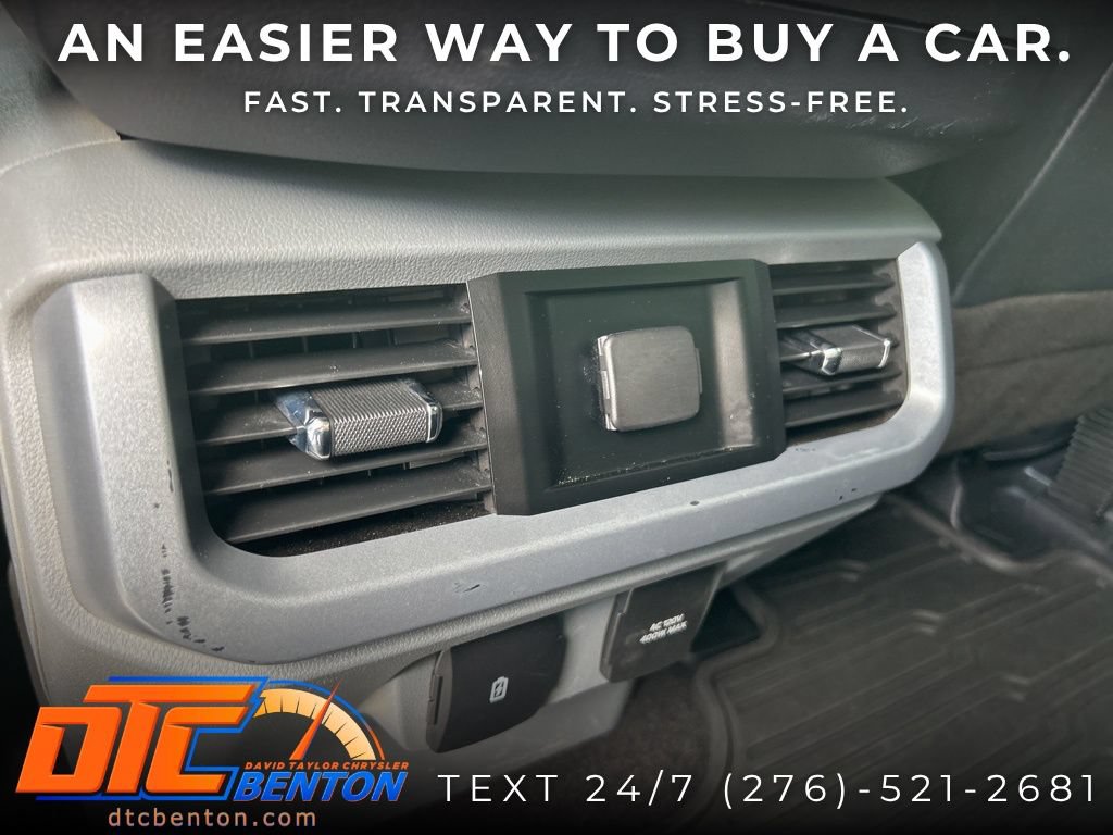 Used 2022 Ford F150 Lariat w/ Trailer Tow Package AWD/4WD image 24