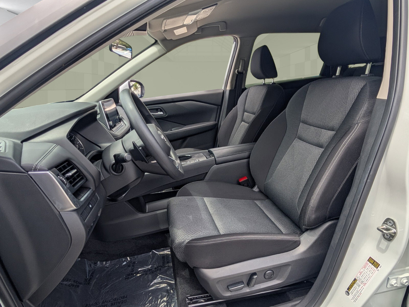 Certified 2024 Nissan Rogue SV image 9