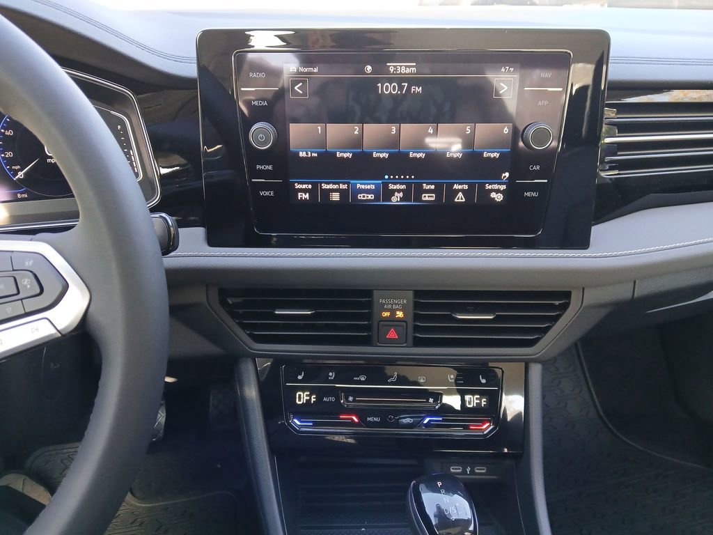 New 2026 Volkswagen Jetta SEL FWD image 18