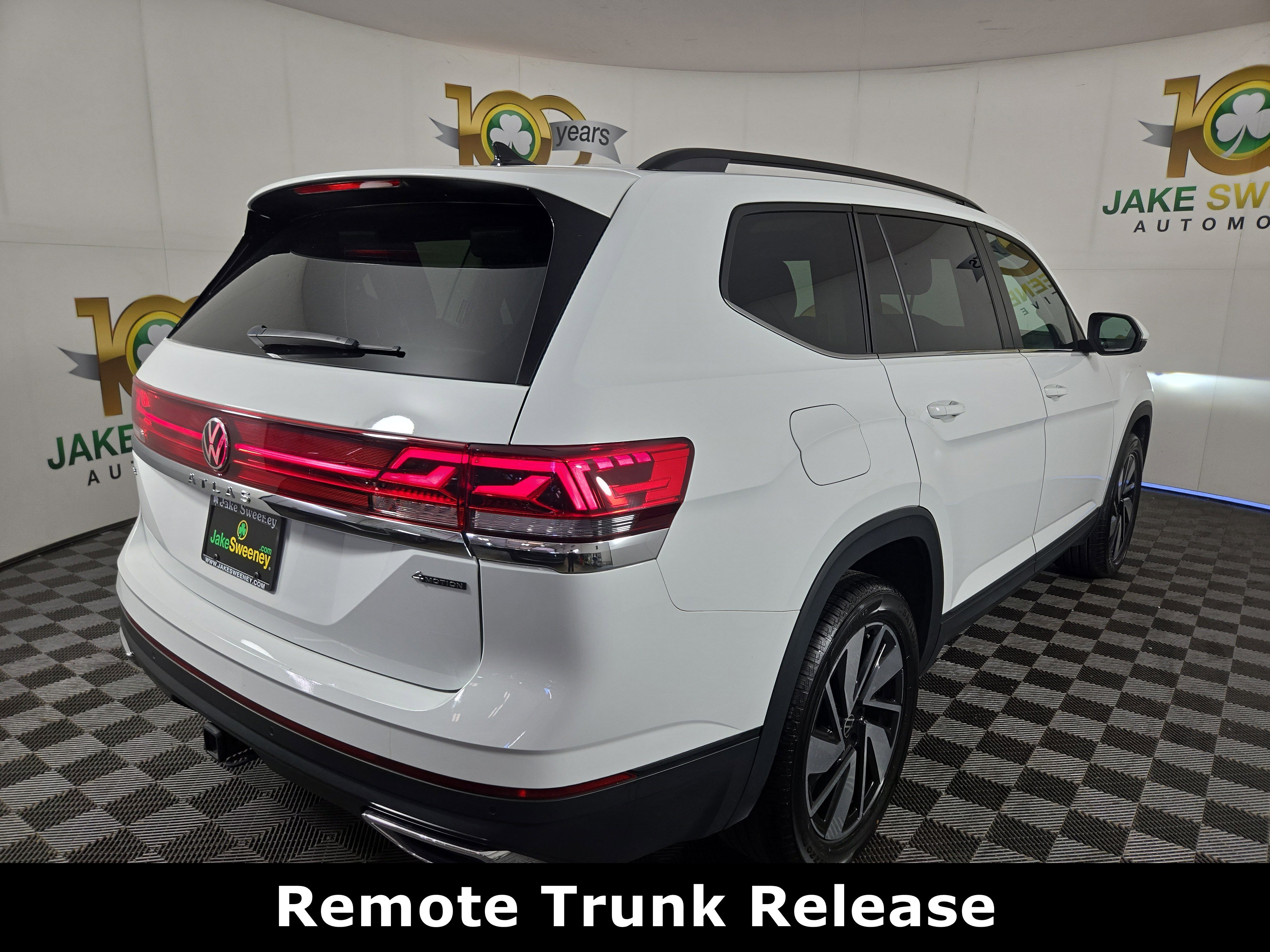 Used 2024 Volkswagen Atlas SE image 9