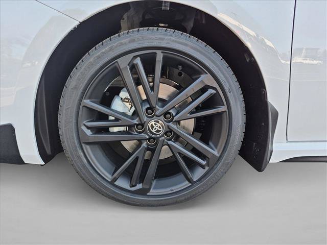 New 2026 Toyota Camry Hybrid AWD/4WD image 10