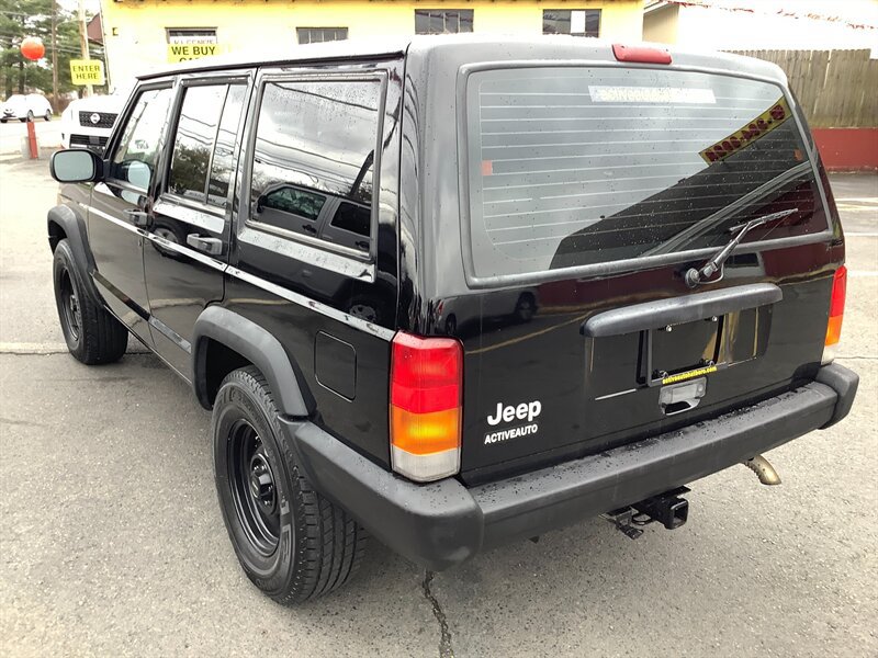 Used 2000 Jeep Cherokee SE RWD image 5