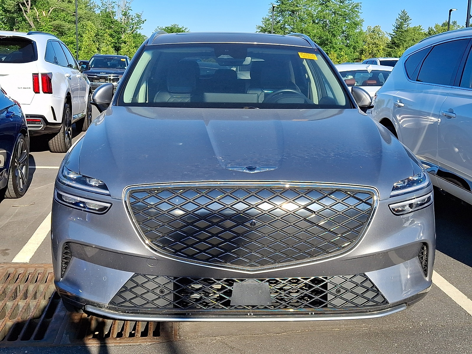 Used 2023 Genesis Electrified GV70 w/ Prestige Package AWD/4WD image 3