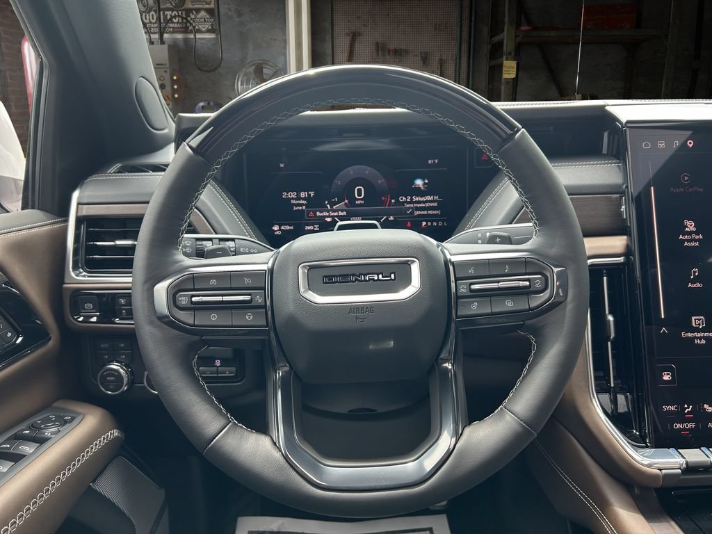 Used 2026 GMC Yukon Denali Ultimate AWD/4WD image 19