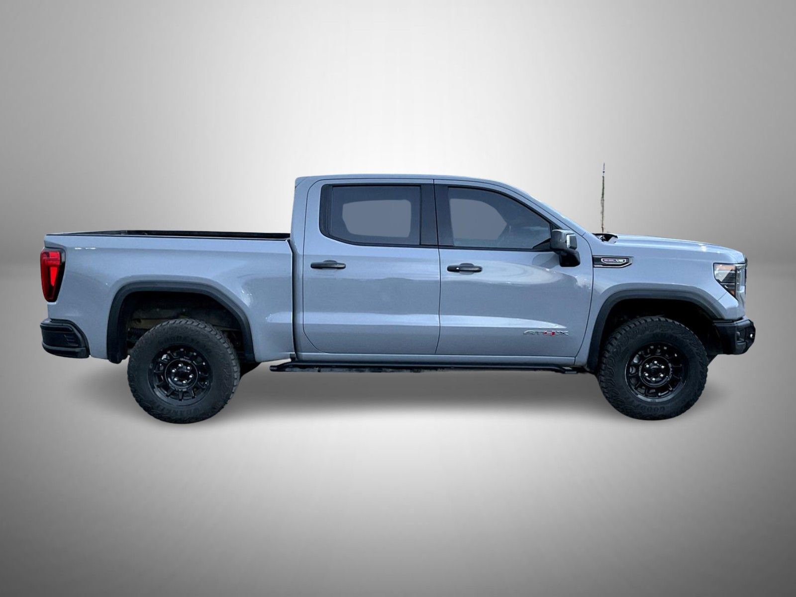 Certified 2024 GMC Sierra 1500 AT4X w/ AT4X AEV Edition image 4