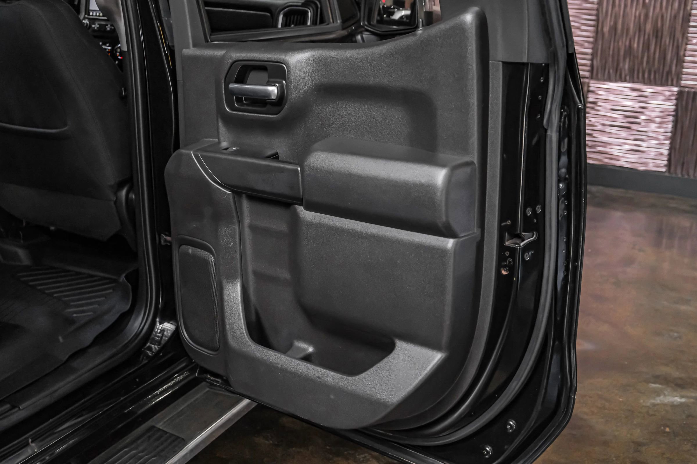 Used 2019 Chevrolet Silverado 1500 LT w/ All-Star Edition image 43