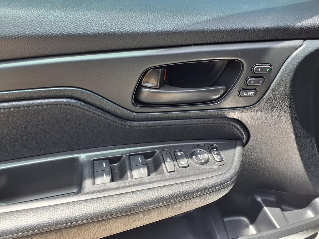 Used 2023 Honda Odyssey Sport image 23