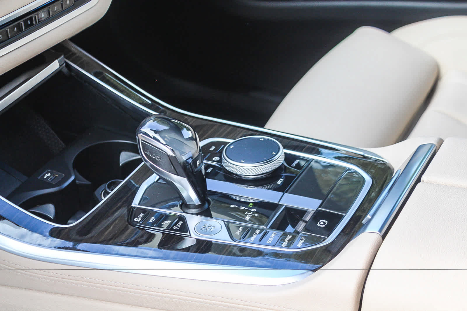 Used 2020 BMW X5 sDrive40i w/ Convenience Package RWD image 18