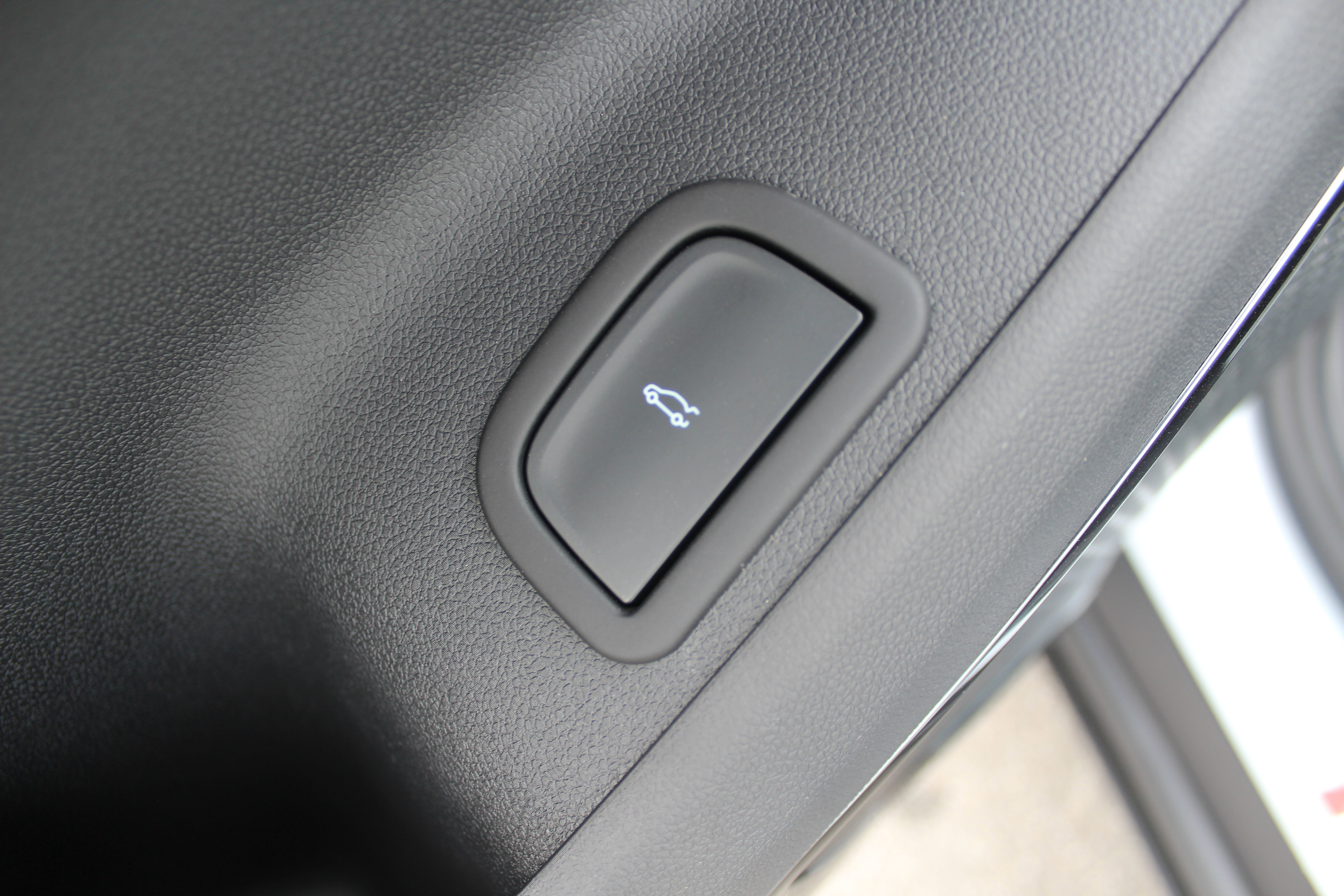 New 2026 GMC Acadia AT4 image 29