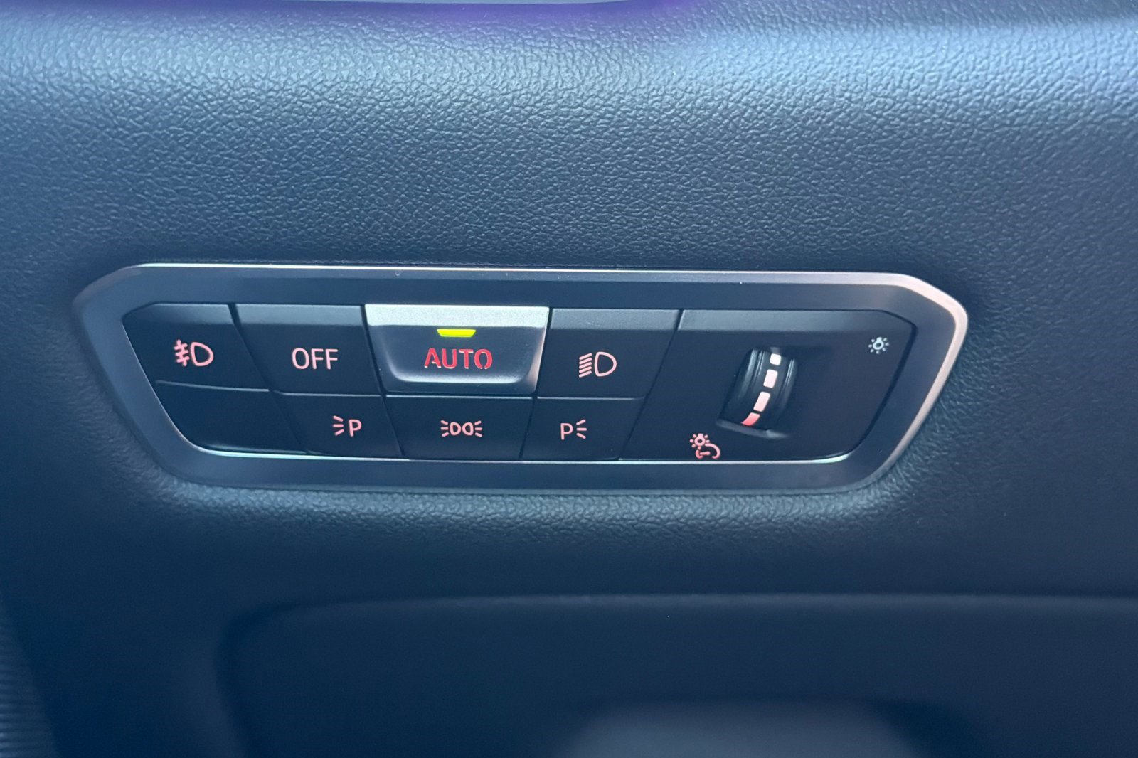 Used 2021 BMW X5 xDrive45e w/ Premium Package 3 image 36