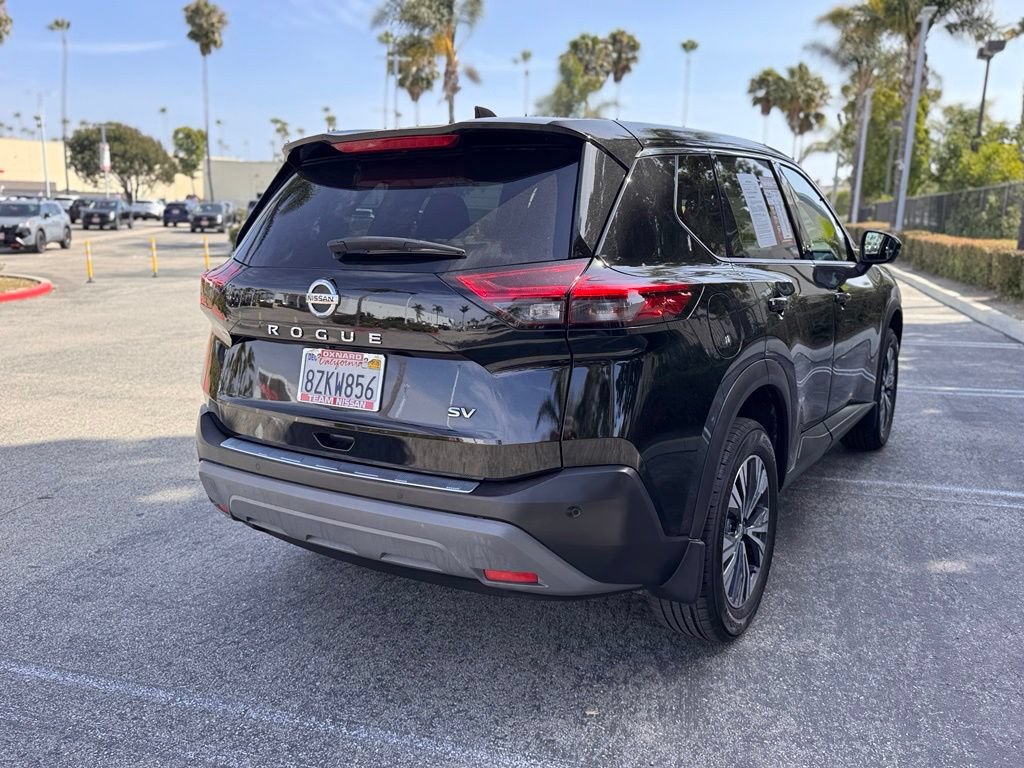 Certified 2021 Nissan Rogue SV FWD image 8