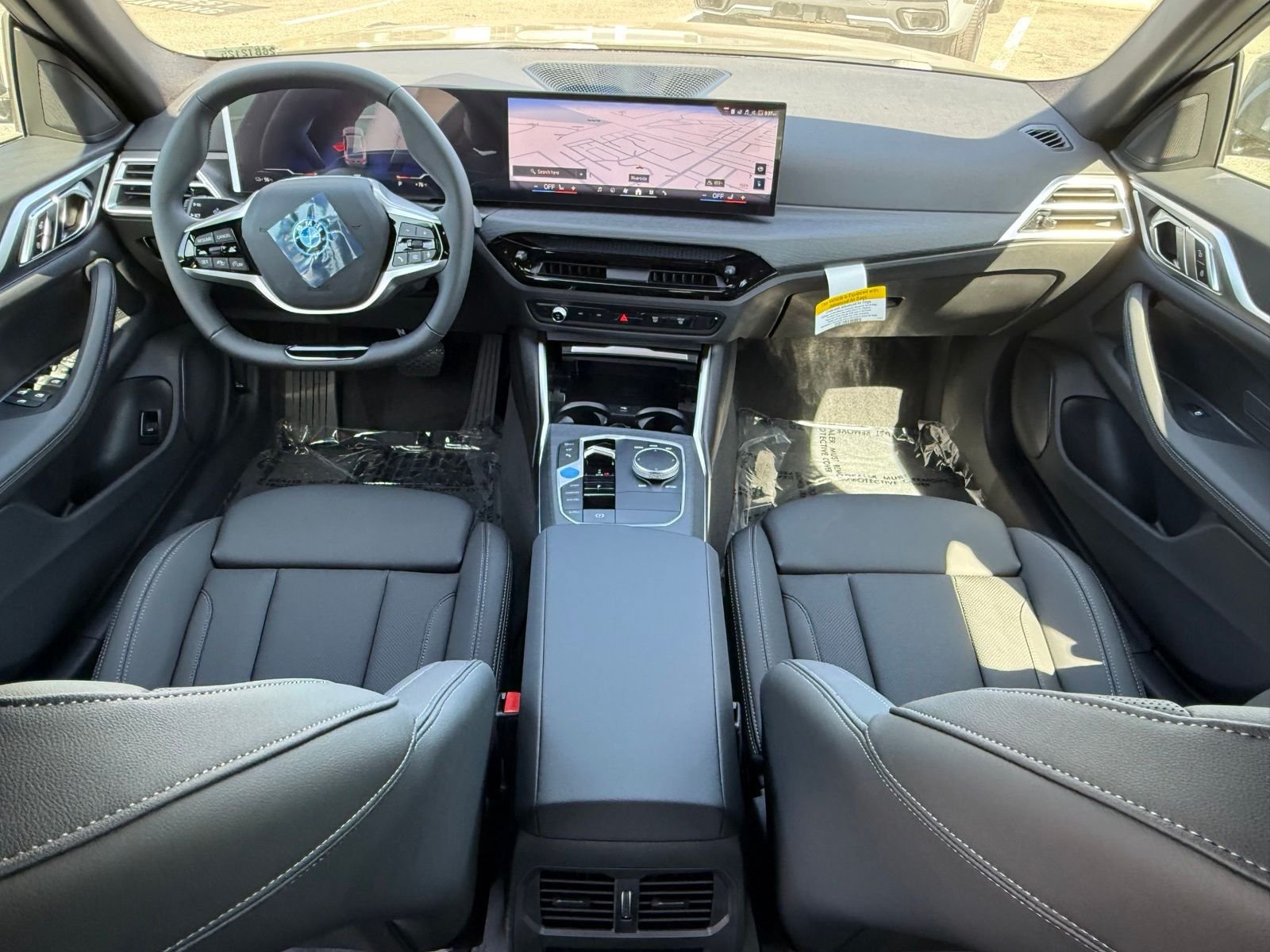 New 2026 BMW i4 eDrive40 w/ Parking Assistance Package RWD image 30
