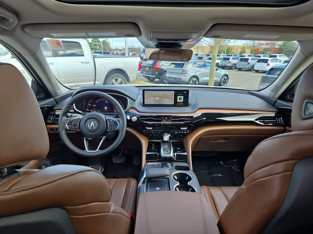 Used 2024 Acura MDX SH-AWD w/ Technology Package image 10