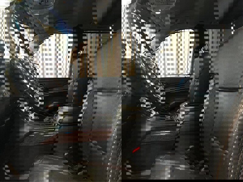 Used 2015 GMC Yukon XL SLT w/ HD Trailering Package image 9