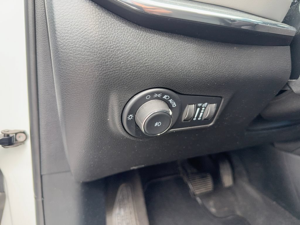 Used 2023 Jeep Compass Limited AWD/4WD image 15