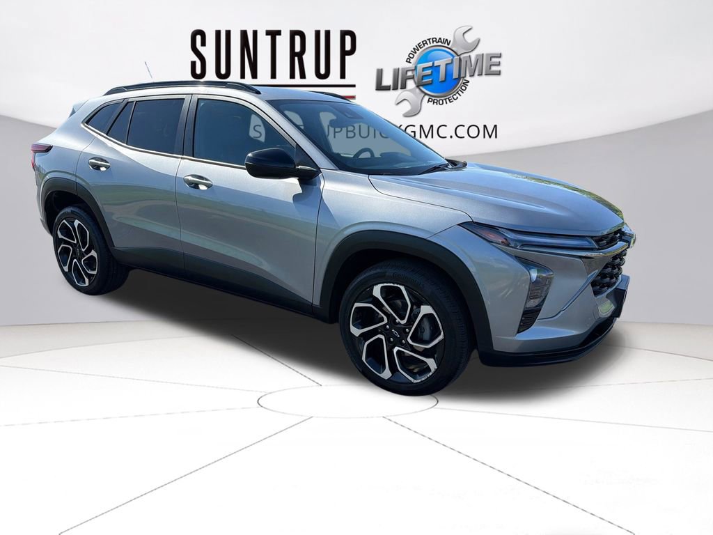 Used 2025 Chevrolet Trax RS w/ Driver Confidence Package FWD image 8