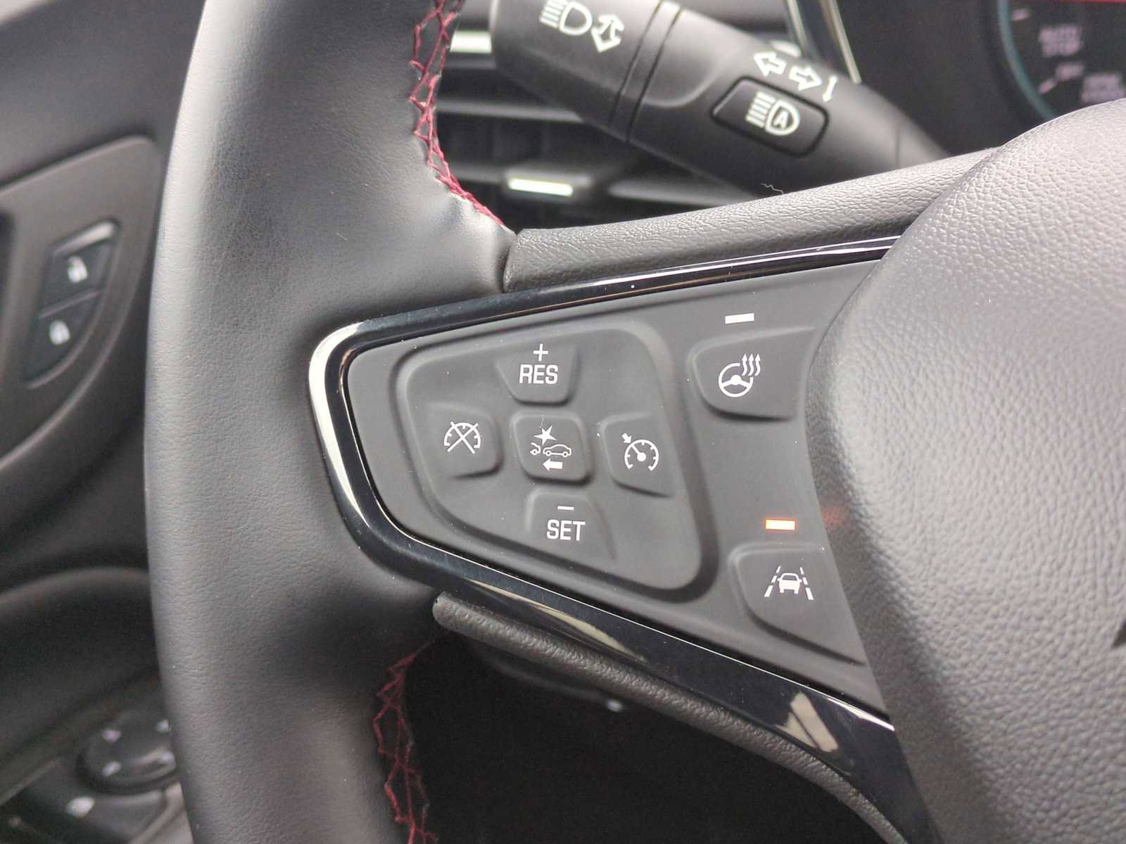 Used 2024 Chevrolet Equinox RS w/ RS Leather Package image 23