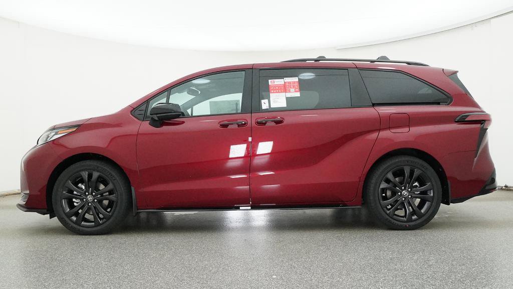 New 2026 Toyota Sienna XSE FWD image 22