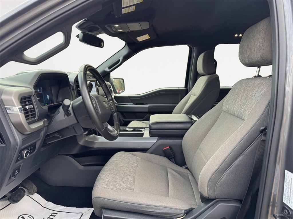 Used 2024 Ford F150 XLT w/ Mobile Office Package image 9