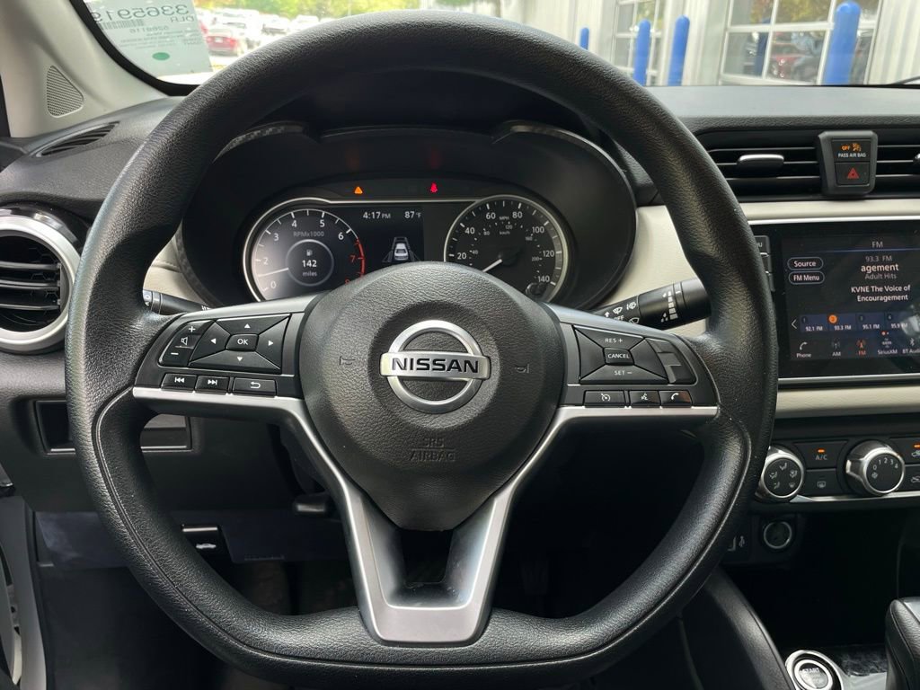 Used 2022 Nissan Versa SV image 14