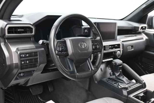 Used 2024 Toyota Tacoma SR5 AWD/4WD image 16