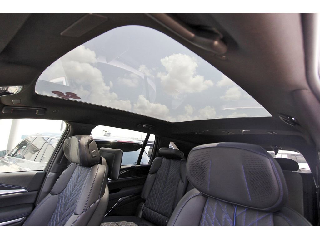 New 2026 Cadillac Escalade IQ Luxury 1 image 23