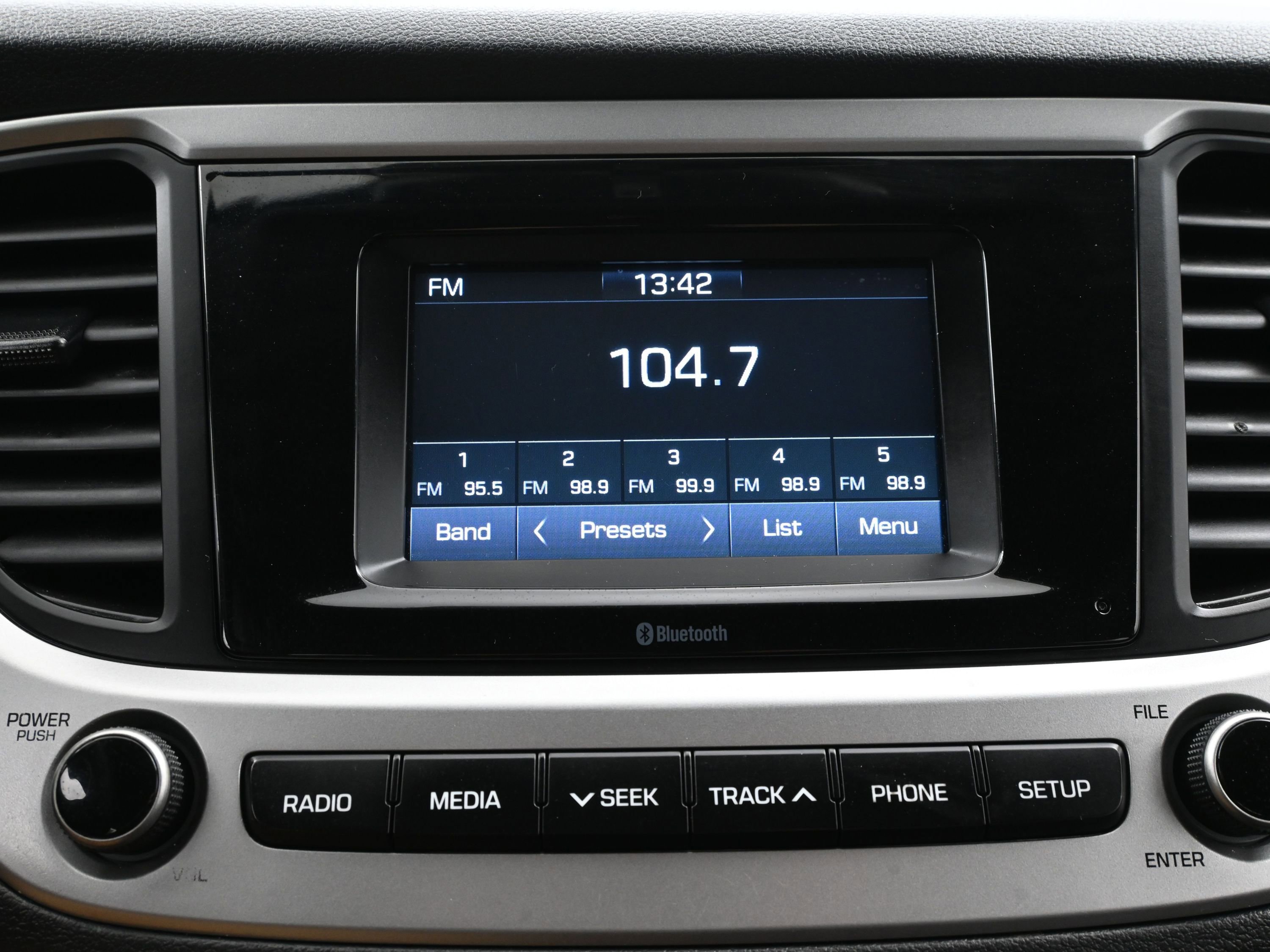 Certified 2022 Hyundai Accent SE image 15