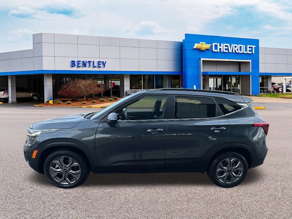 Used 2024 Kia Seltos S image 2