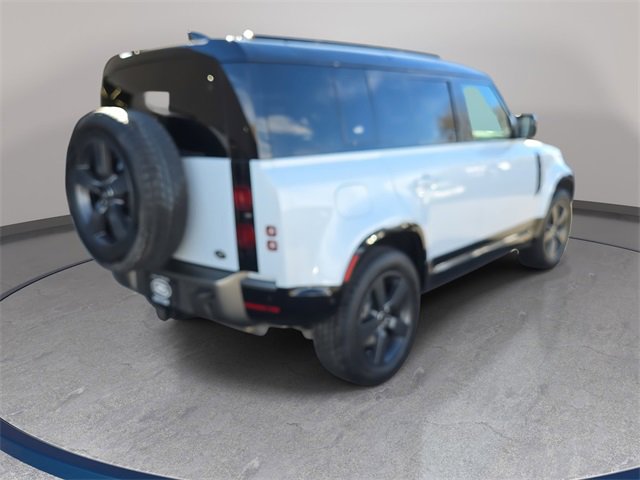 Certified 2021 Land Rover Defender 110 X-Dynamic SE image 6
