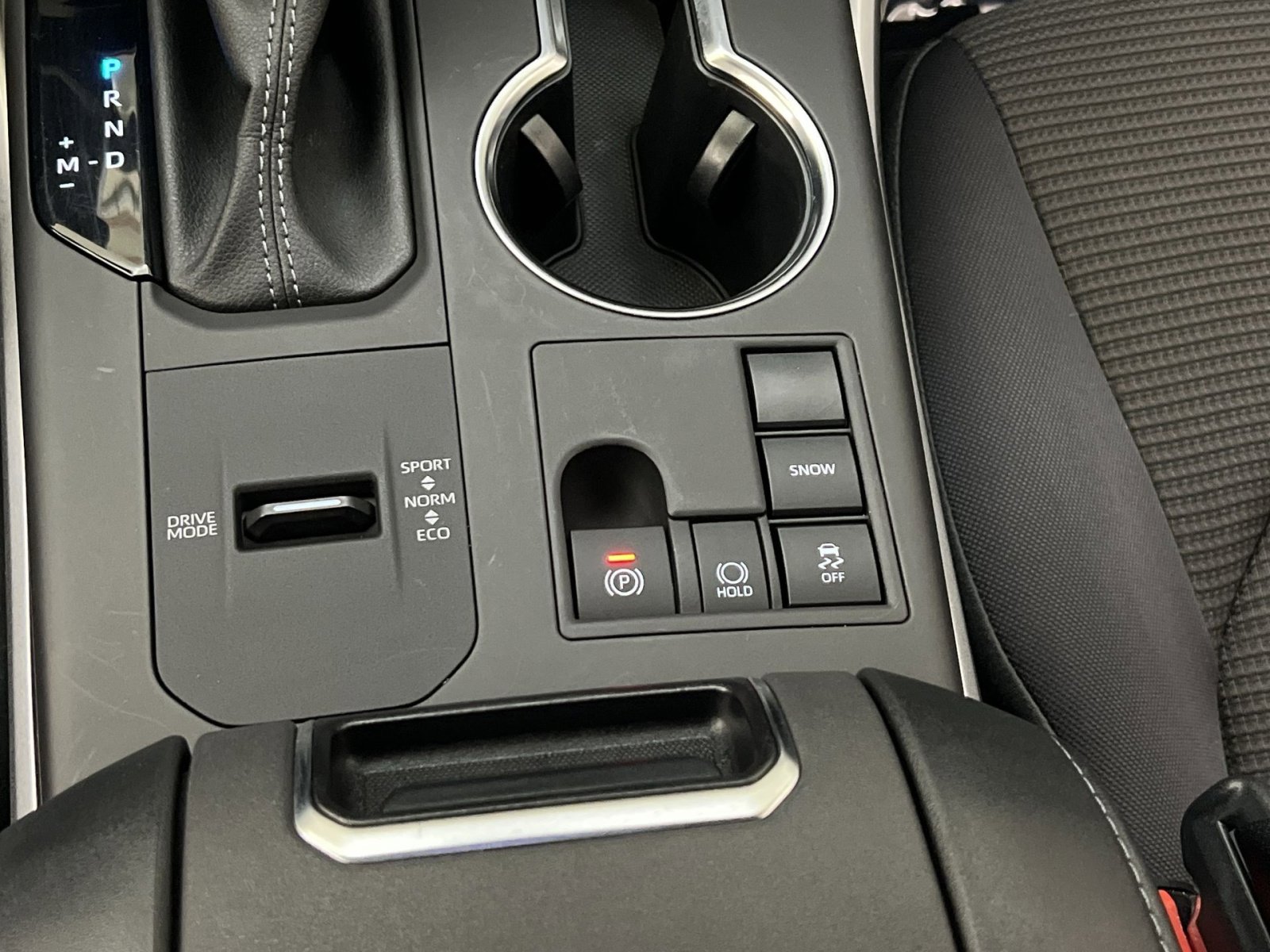 Used 2023 Toyota Highlander LE image 31