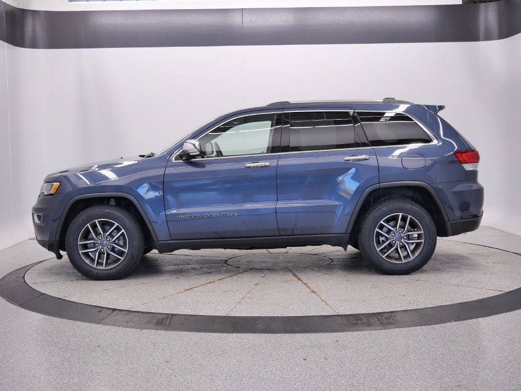 Used 2021 Jeep Grand Cherokee Limited w/ Trailer Tow Group IV AWD/4WD image 2