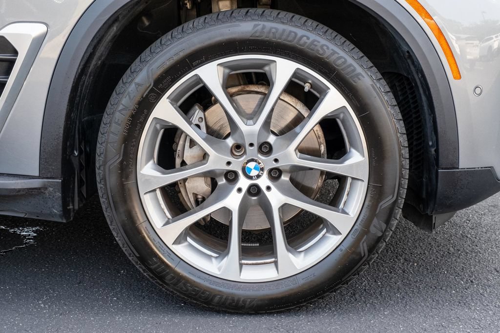 Used 2026 BMW X5 xDrive40i AWD/4WD image 38