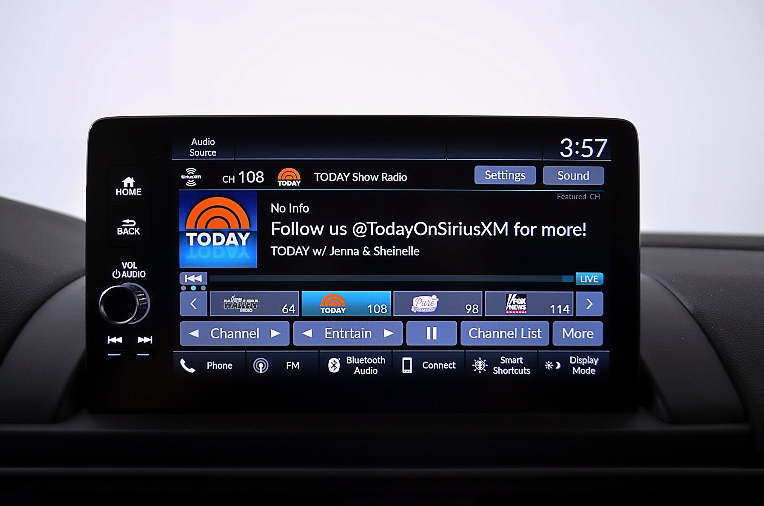 Used 2025 Honda Pilot EX-L image 31
