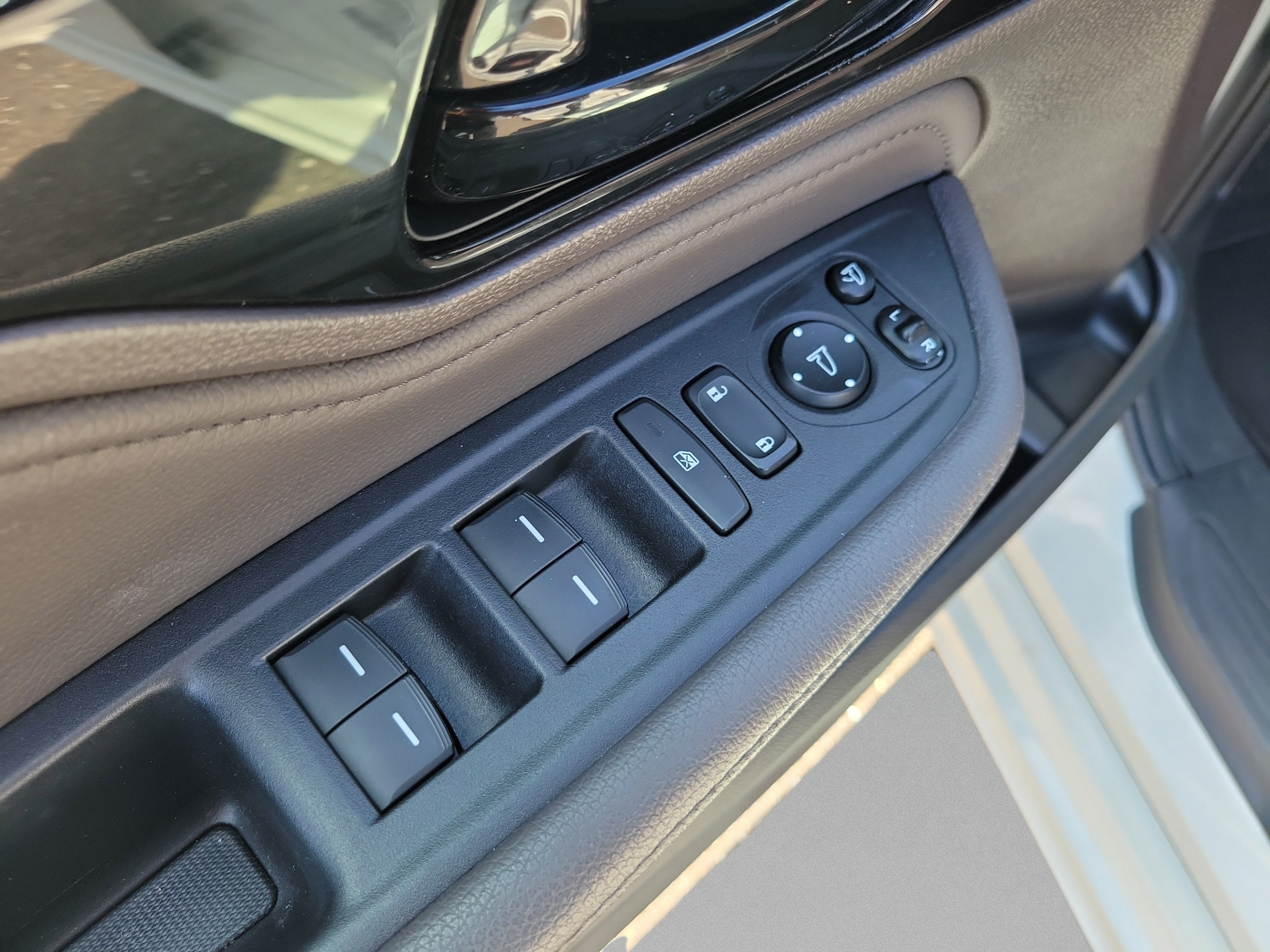 Certified 2018 Honda Odyssey Elite image 24