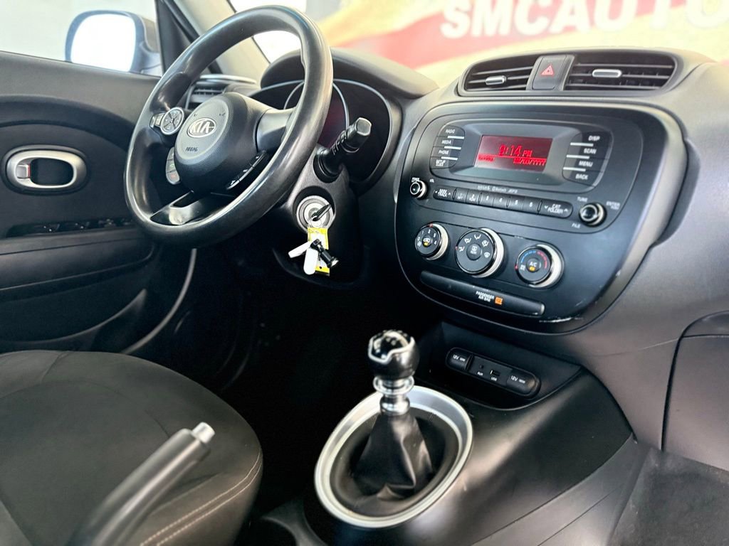 Used 2014 Kia Soul image 29