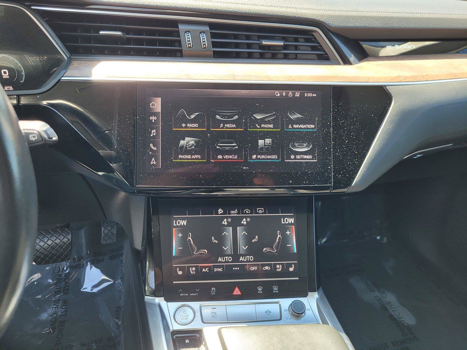 Used 2019 Audi e-tron Premium Plus w/ Towing Package AWD/4WD image 29