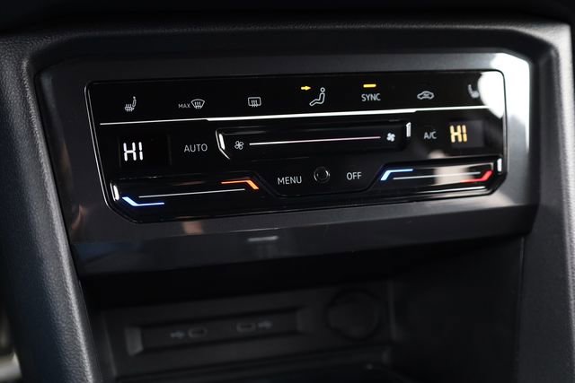 Used 2022 Volkswagen Tiguan SE R-Line FWD image 22