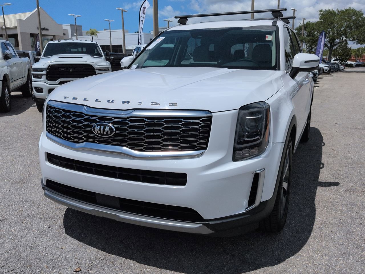 Used 2021 Kia Telluride S FWD image 9
