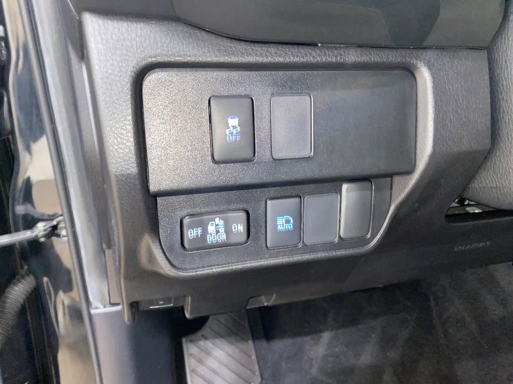 Used 2022 Toyota Tacoma SR image 30