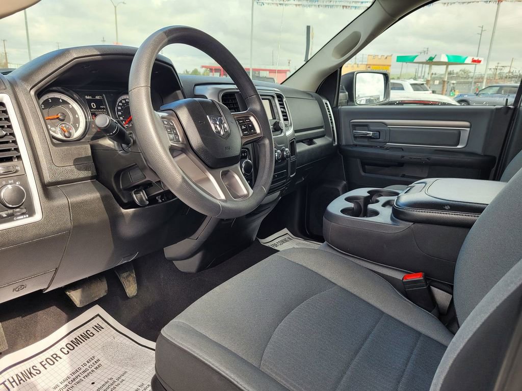 Used 2024 RAM 1500 Classic SLT image 10
