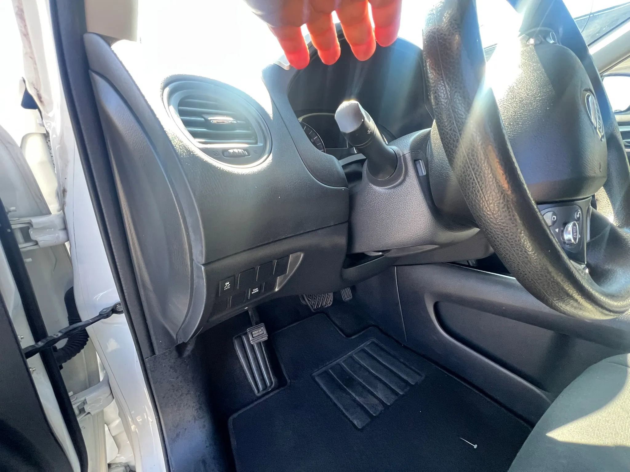Used 2019 Nissan Pathfinder S image 12