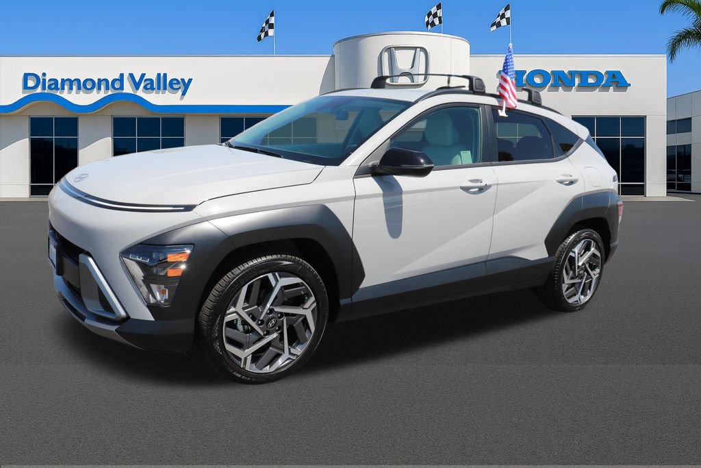 Used 2026 Hyundai Kona SEL Premium FWD image 3