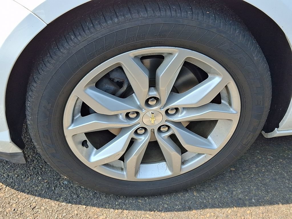 Certified 2016 Chevrolet Impala LT w/ Convenience Package FWD image 8