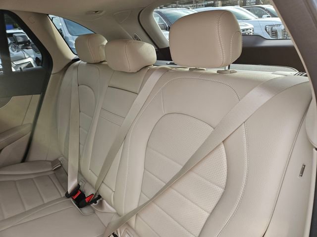 Used 2022 Mercedes-Benz GLC 300 4MATIC image 17