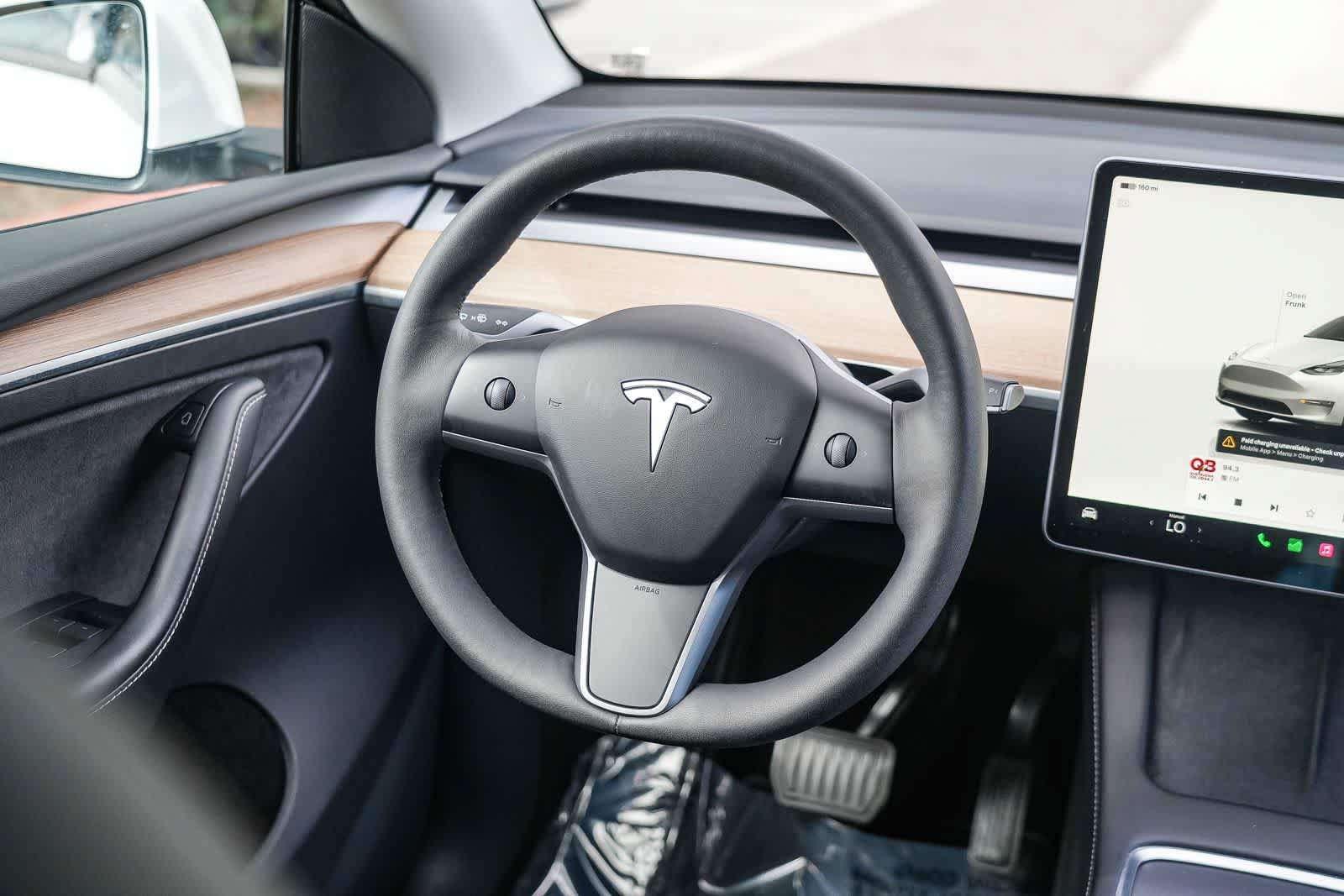 Used 2023 Tesla Model Y Long Range AWD/4WD image 14