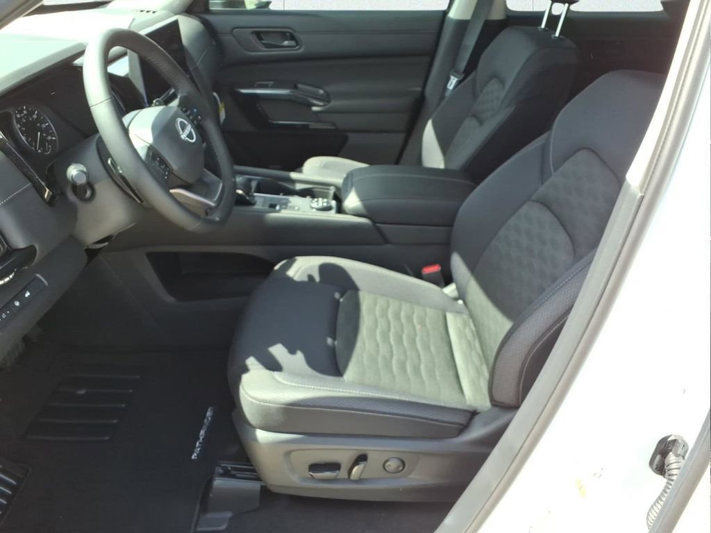 New 2026 Nissan Pathfinder SV image 14