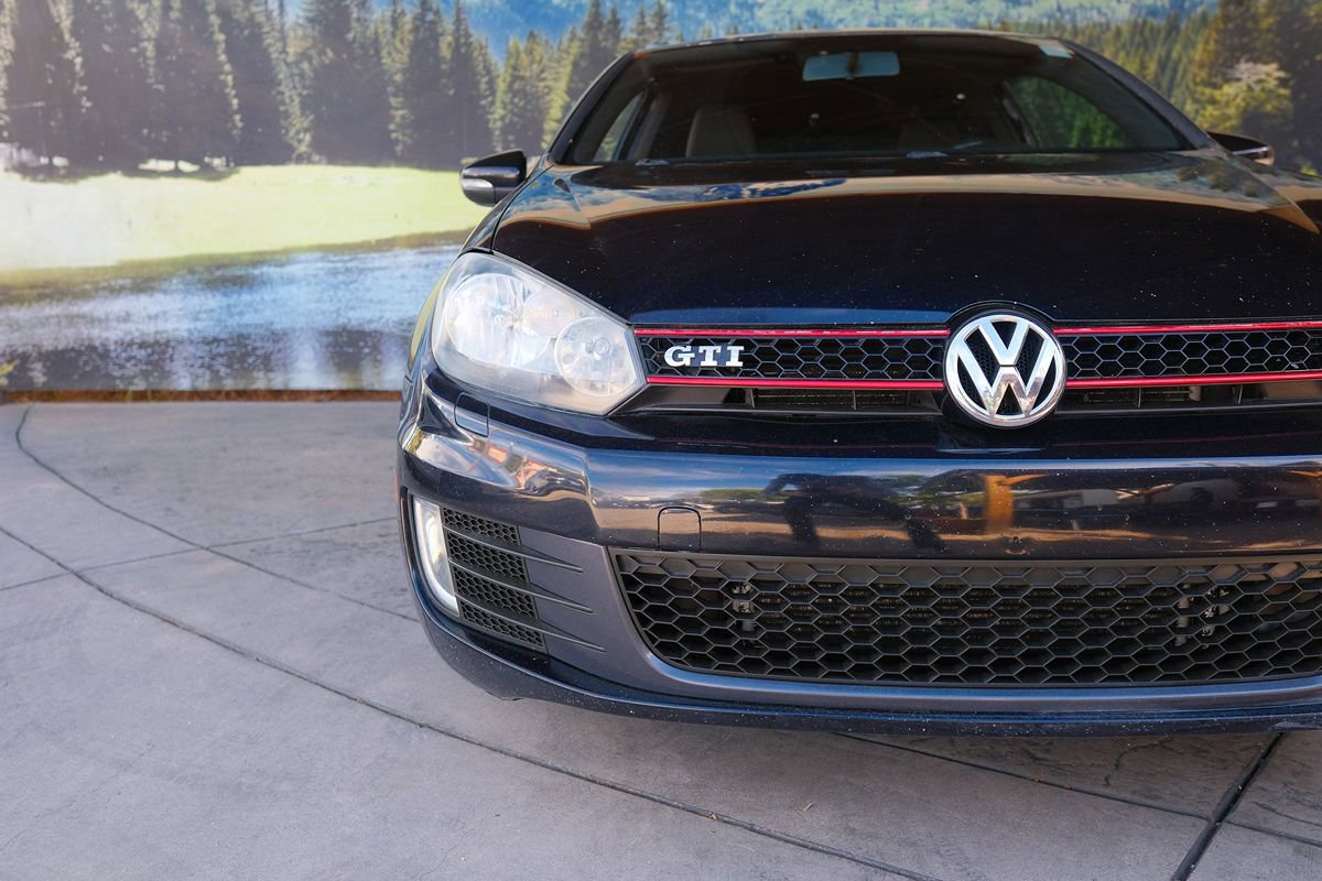 Used 2012 Volkswagen GTI 2-Door FWD image 33