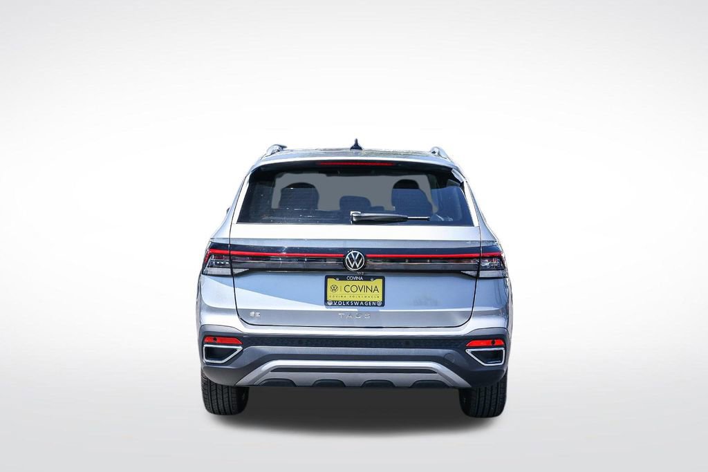 New 2025 Volkswagen Taos SE image 6