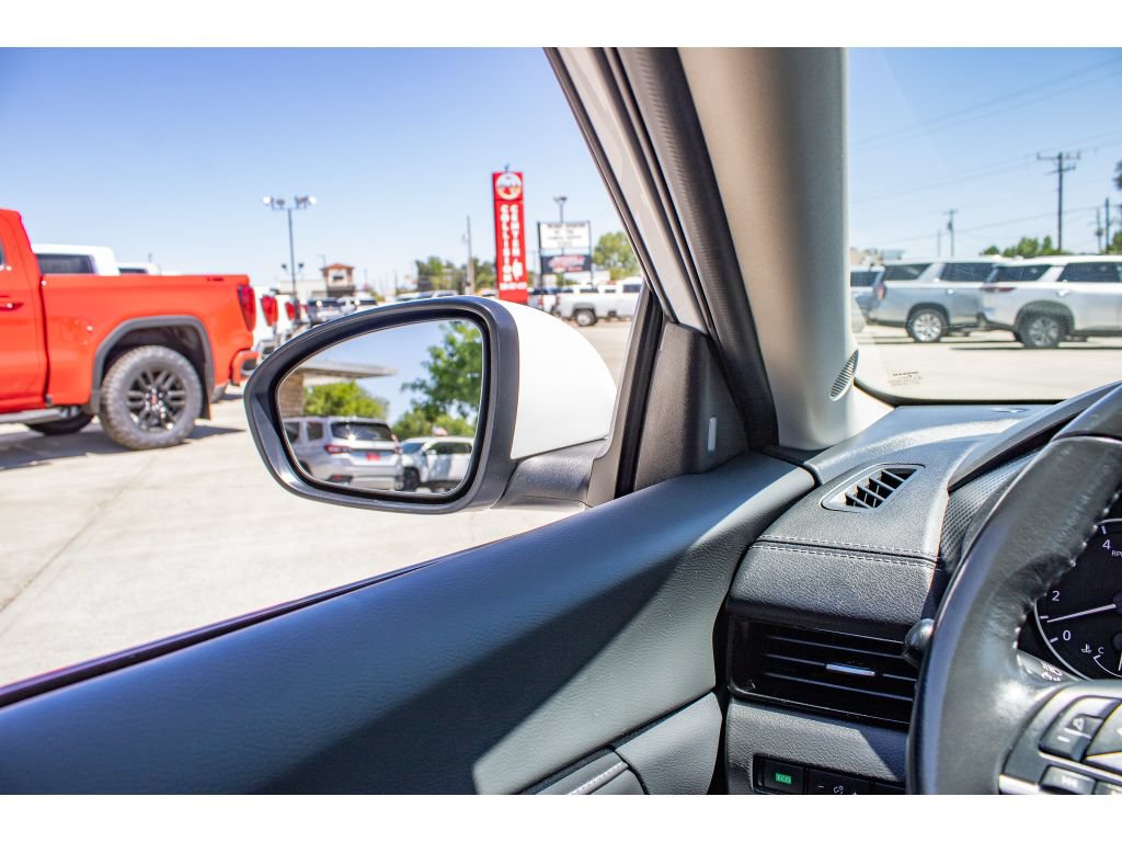 Used 2022 Nissan Sentra SV FWD image 33
